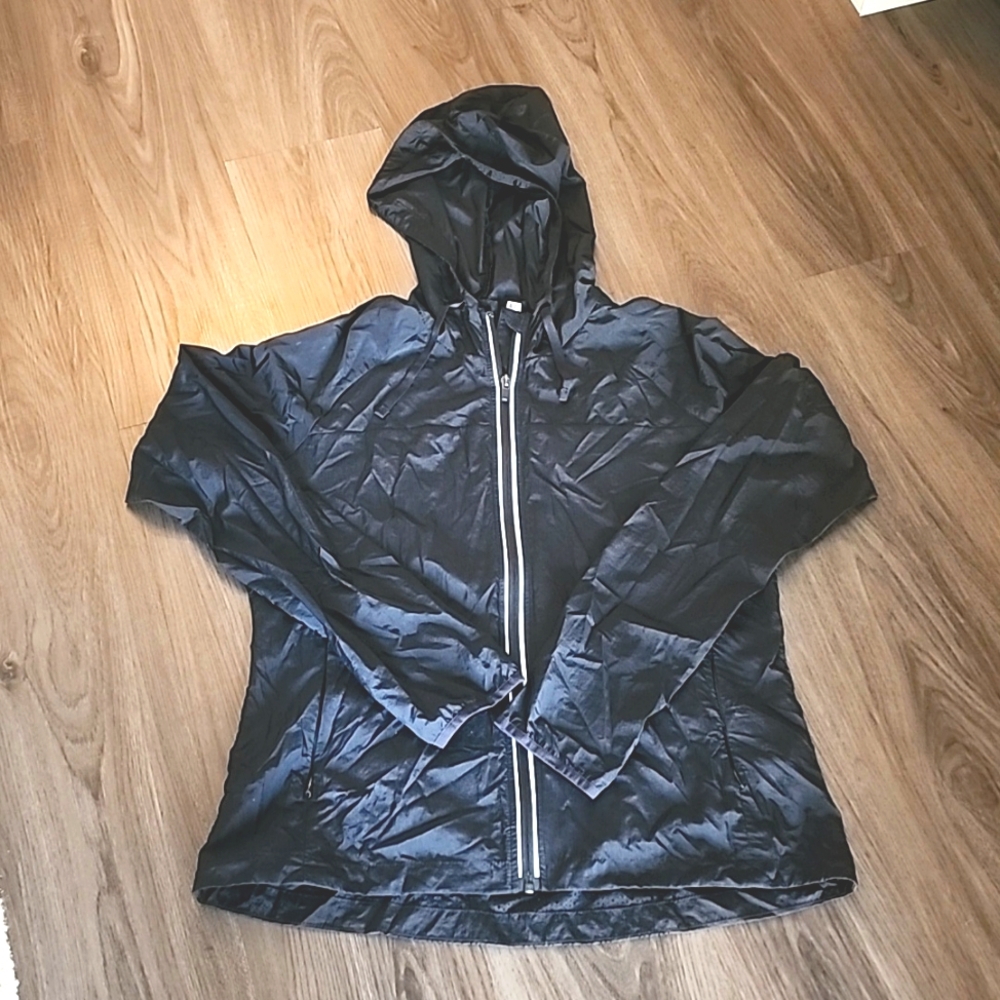 Fabletics lightweight windbreaker jacket